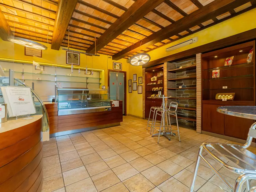 Immagine 3 di Attività commerciale in vendita  in CORSO PLEBISCITO 51 a Vasto