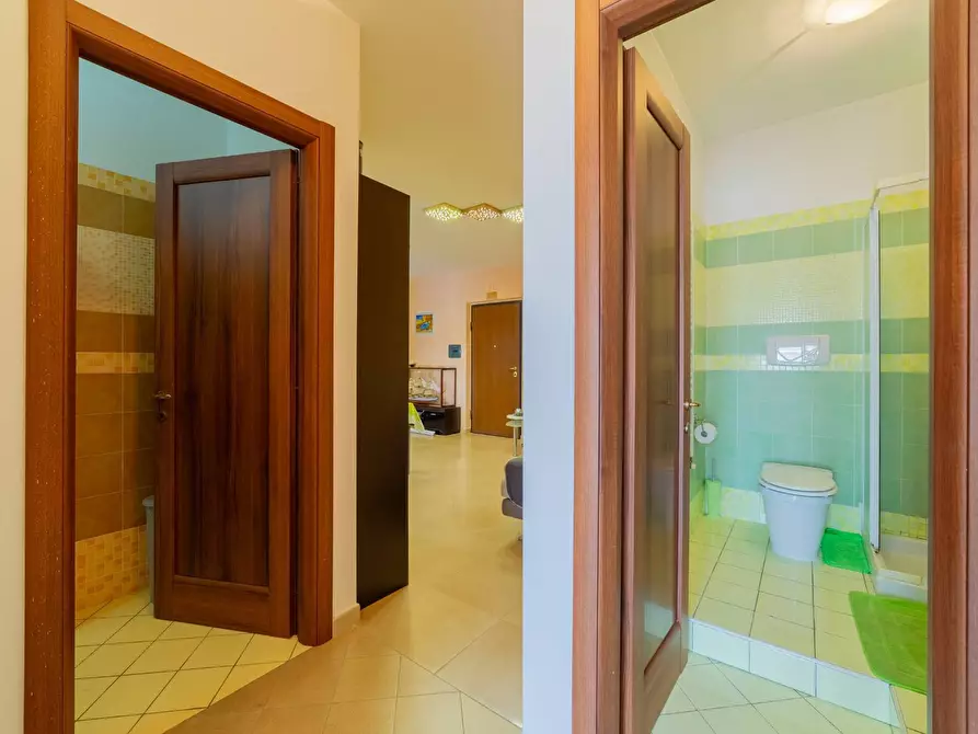 Immagine 23 di Appartamento in vendita  in VIA INCORONATA 144 a Vasto