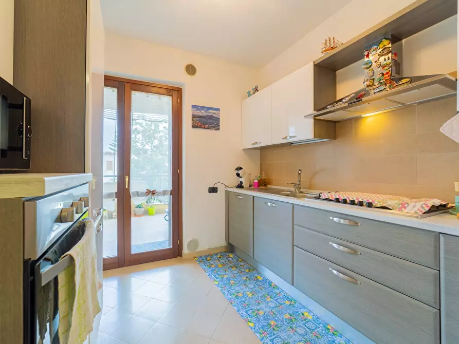 Immagine 9 di Appartamento in vendita  in VIA INCORONATA 144 a Vasto