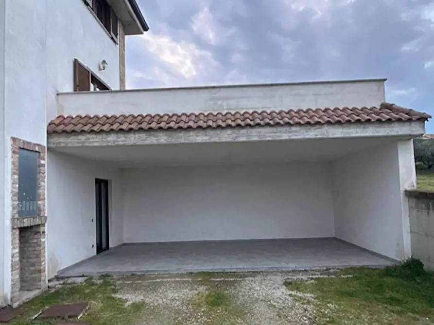 Immagine 59 di Villa in vendita  in Via Maddalena 49/a a Vasto