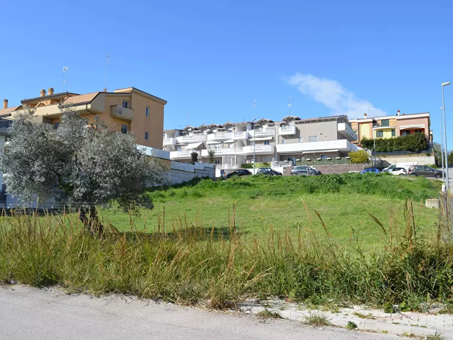 Immagine 6 di Terreno residenziale in vendita  in DON FELICE PICCIRILLI a Vasto