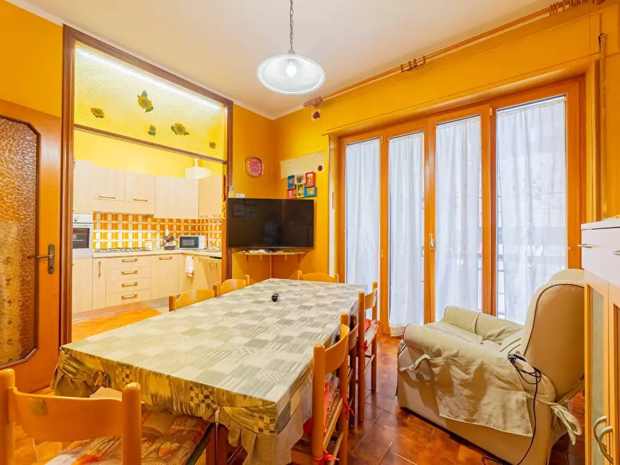Immagine 9 di Appartamento in vendita  in VIA CICCARONE 163 a Vasto