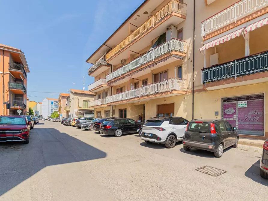 Immagine 1 di Locale commerciale in vendita  in VIA BEATO ANGELO DA FURCI 27 a Vasto