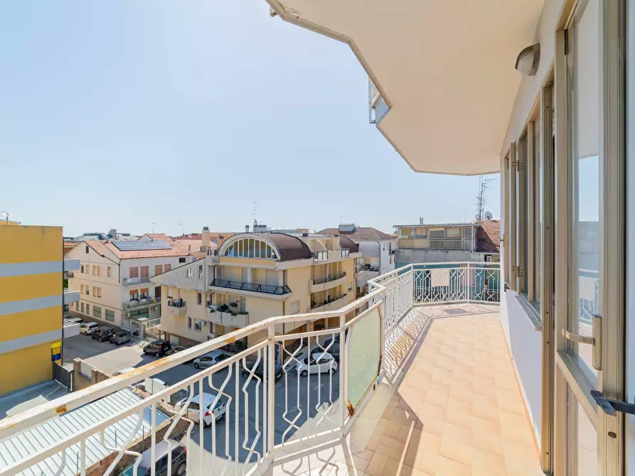 Immagine 19 di Appartamento in vendita  in VIA EUCLIDE 49 a Vasto
