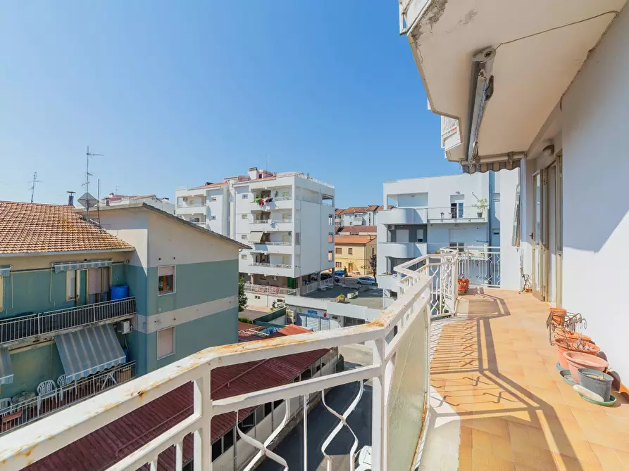 Immagine 21 di Appartamento in vendita  in VIA EUCLIDE 49 a Vasto