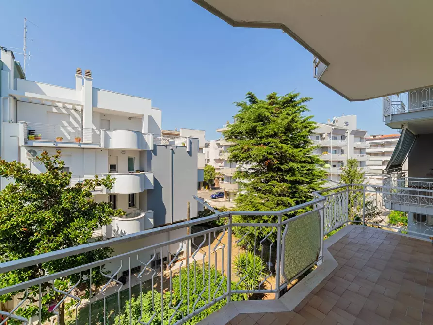 Immagine 38 di Appartamento in vendita  in VIA EUCLIDE 49 a Vasto