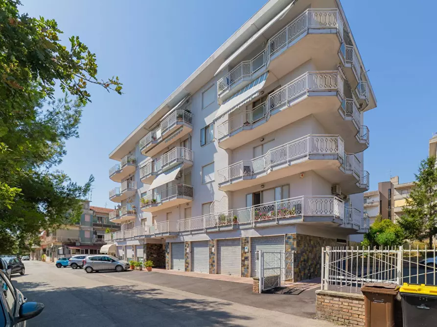 Immagine 46 di Appartamento in vendita  in VIA EUCLIDE 49 a Vasto