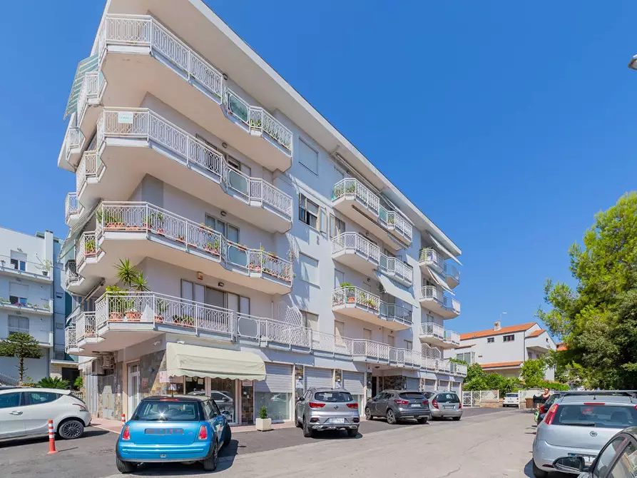 Immagine 47 di Appartamento in vendita  in VIA EUCLIDE 49 a Vasto