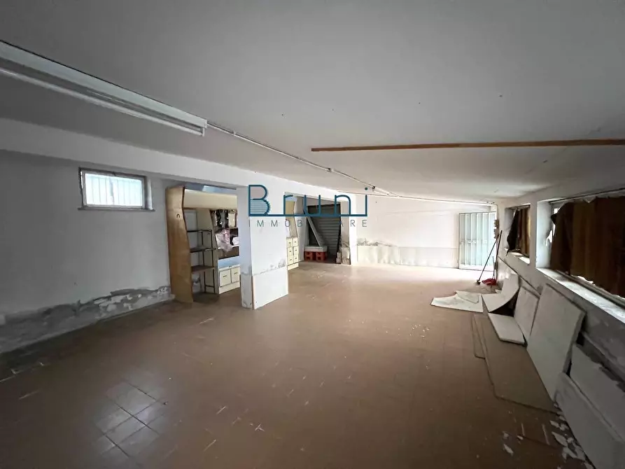 Immagine 11 di Locale commerciale in affitto  in Viale della Vittoria 13 a Alba Adriatica