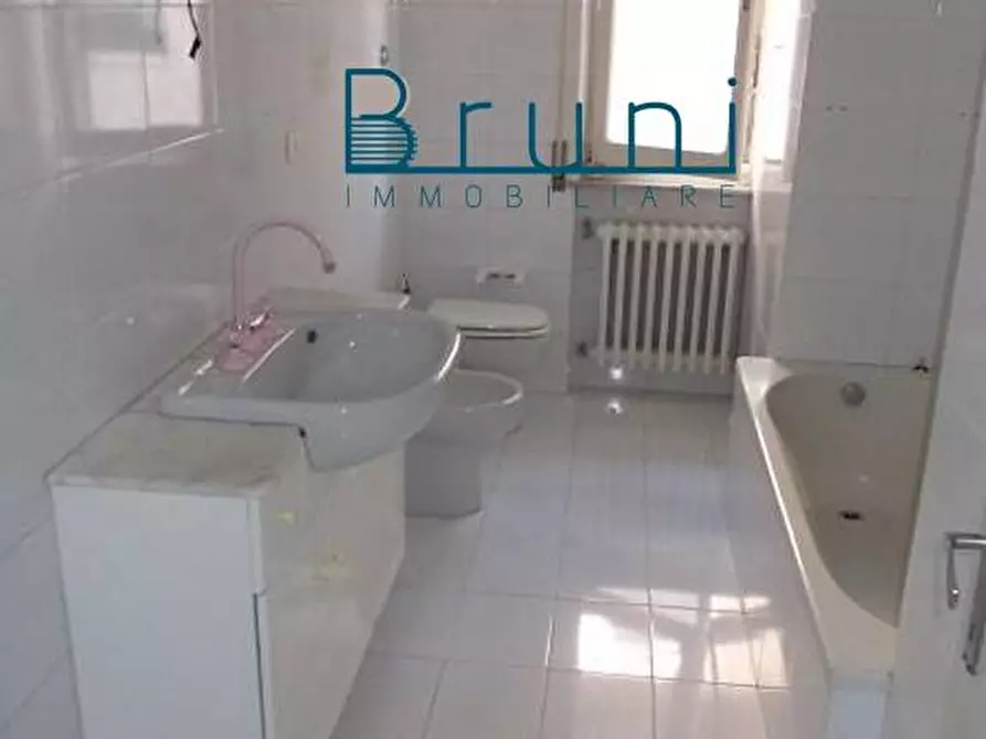 Immagine 12 di Appartamento in vendita  a San Benedetto Del Tronto