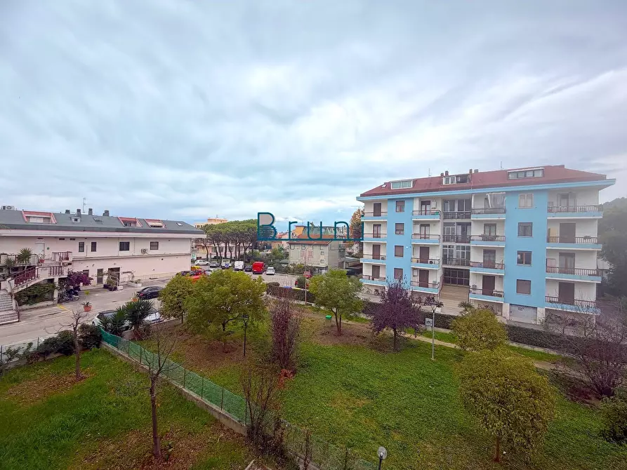 Immagine 9 di Appartamento in vendita  in Via Galileo Galilei 13 a Grottammare