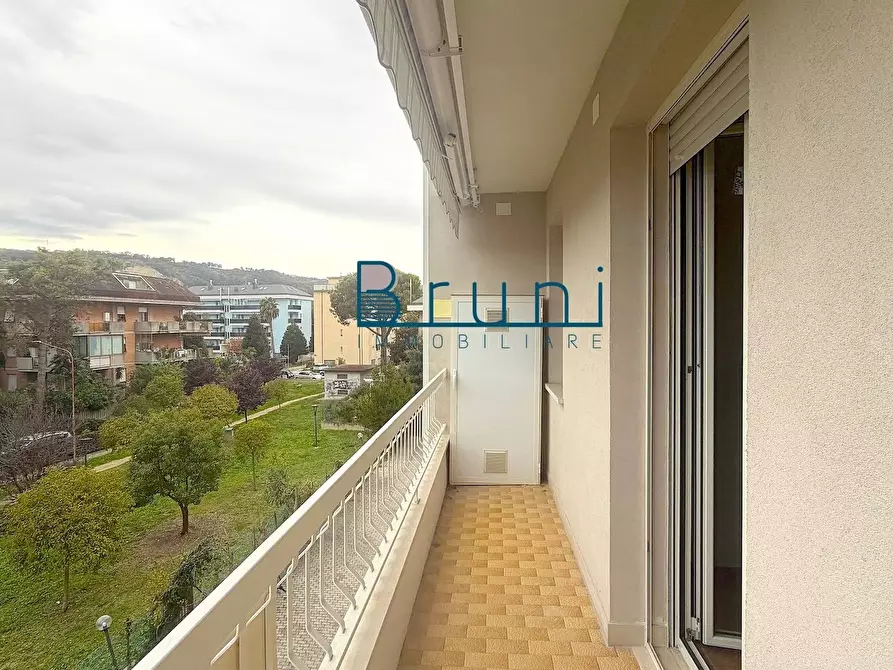 Immagine 14 di Appartamento in vendita  in Via Galileo Galilei 13 a Grottammare