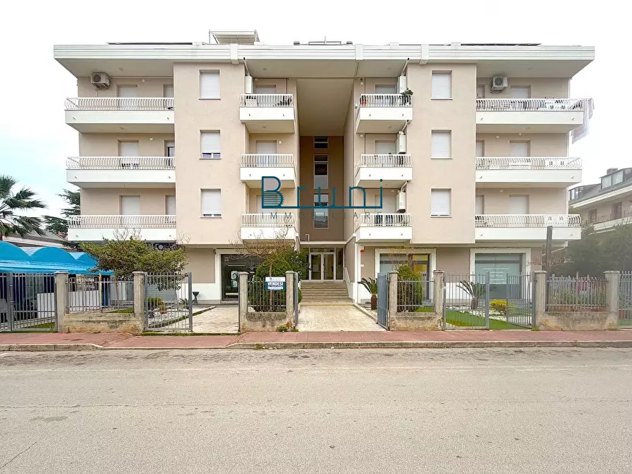 Immagine 18 di Appartamento in vendita  in Via Galileo Galilei 13 a Grottammare