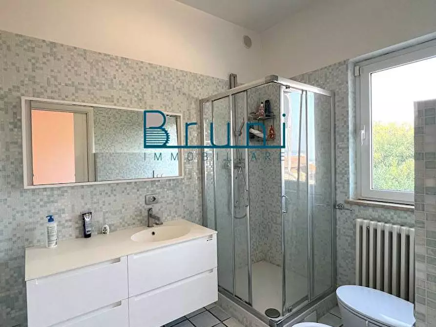 Immagine 25 di Villa in vendita  in Lungomare della Repubblica 35 a Grottammare