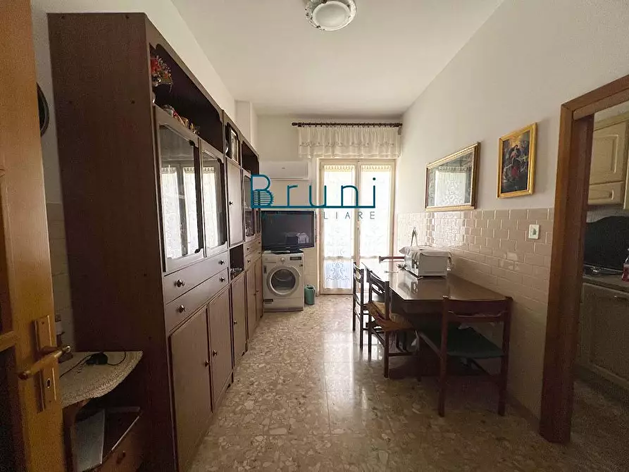 Immagine 5 di Appartamento in vendita  in Viale De Gasperi a San Benedetto Del Tronto