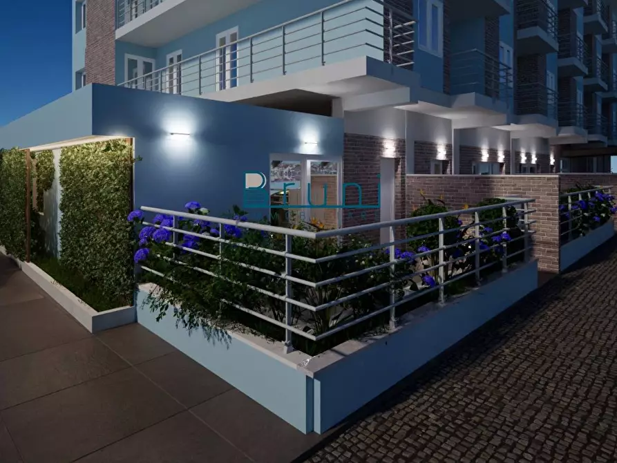 Immagine 12 di Appartamento in vendita  in Viale Marconi a San Benedetto Del Tronto