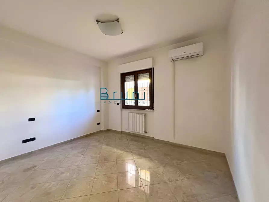 Immagine 5 di Appartamento in vendita  in Via De Chirico a Grottammare