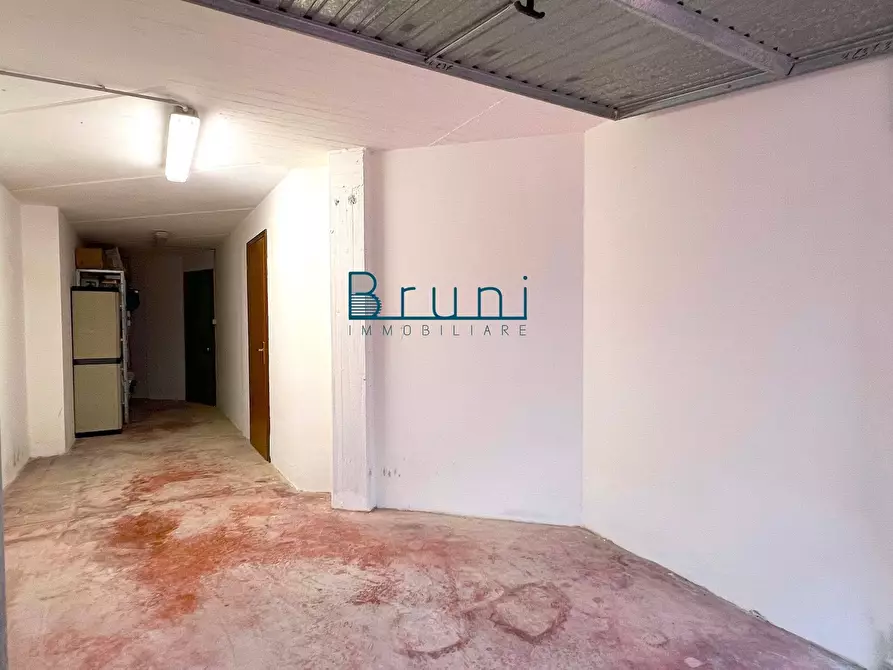 Immagine 2 di Box auto in vendita  a San Benedetto Del Tronto