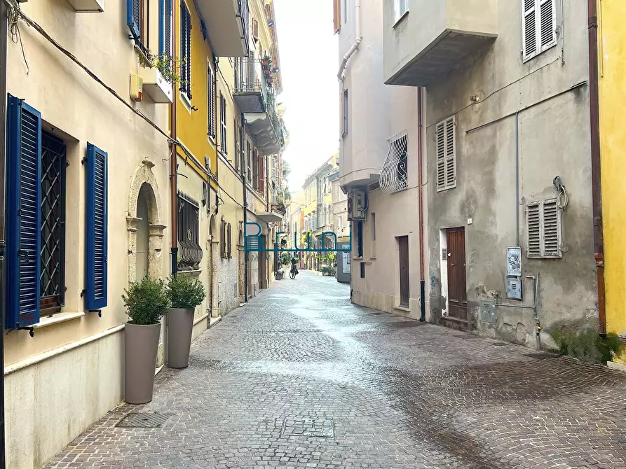 Immagine 8 di Locale commerciale in affitto  in Via Labirinto a San Benedetto Del Tronto