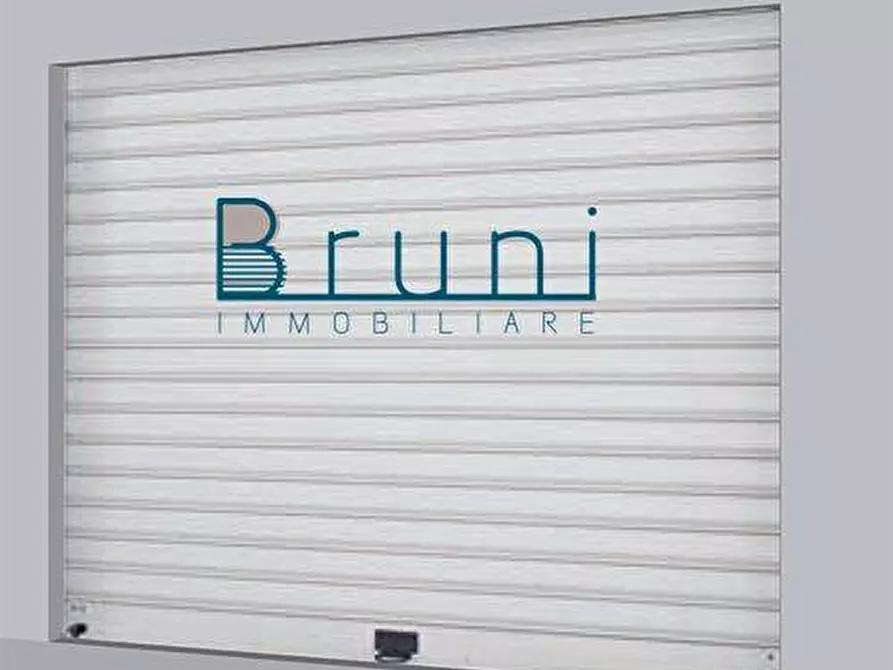 Immagine 1 di Box auto in vendita  a San Benedetto Del Tronto