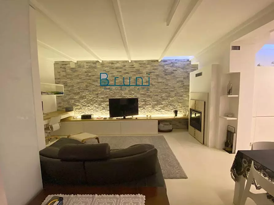 Immagine 18 di Appartamento in vendita  in Carnia a San Benedetto Del Tronto