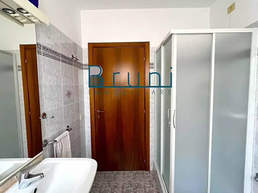 Immagine 15 di Appartamento in vendita  a Grottammare