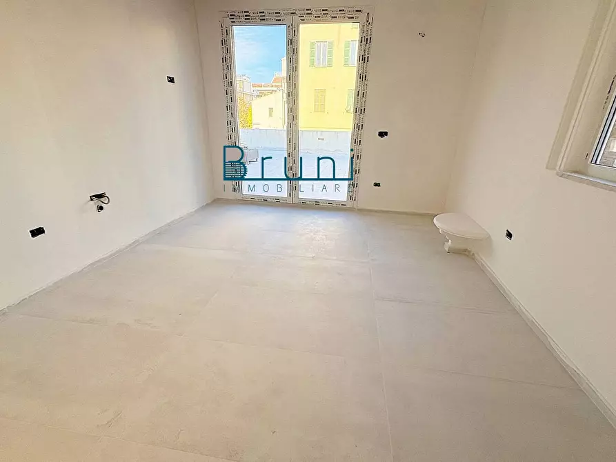 Immagine 2 di Appartamento in vendita  in Corso Giuseppe Mazzini a San Benedetto Del Tronto