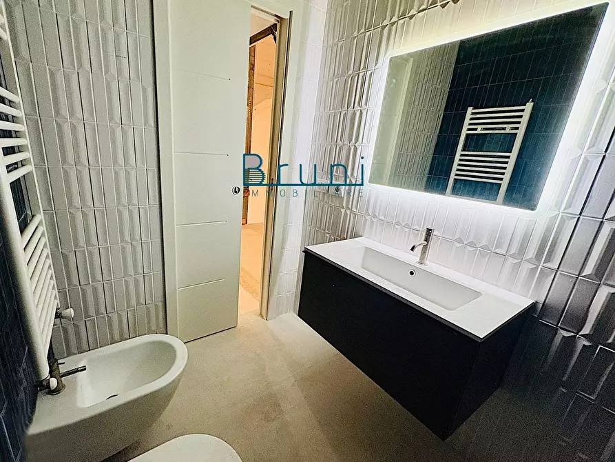 Immagine 12 di Appartamento in vendita  in Corso Giuseppe Mazzini a San Benedetto Del Tronto