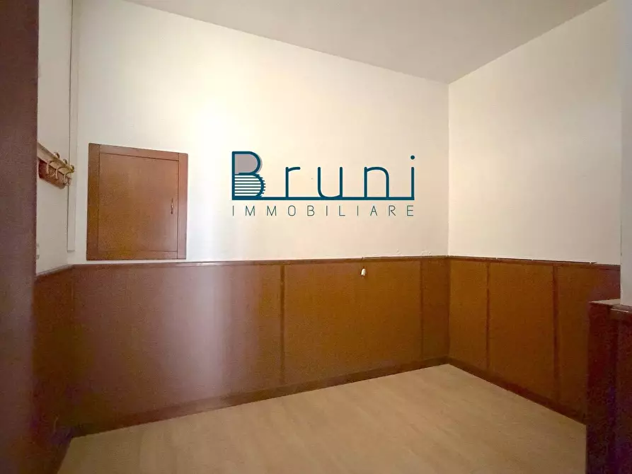 Immagine 11 di Locale commerciale in affitto  in Via Gino Moretti 21 a San Benedetto Del Tronto