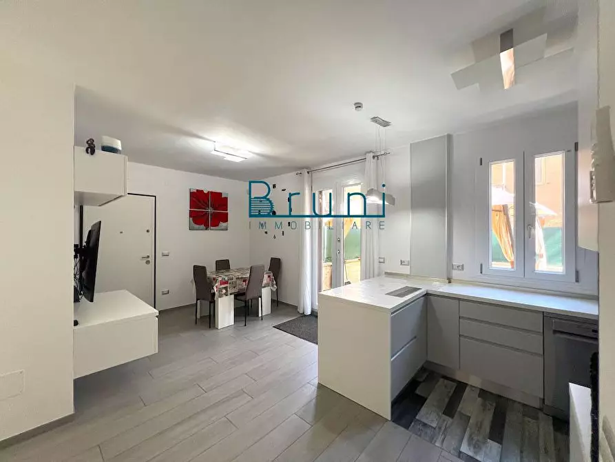 Immagine 4 di Appartamento in affitto  in Via Fratelli Roselli a Grottammare