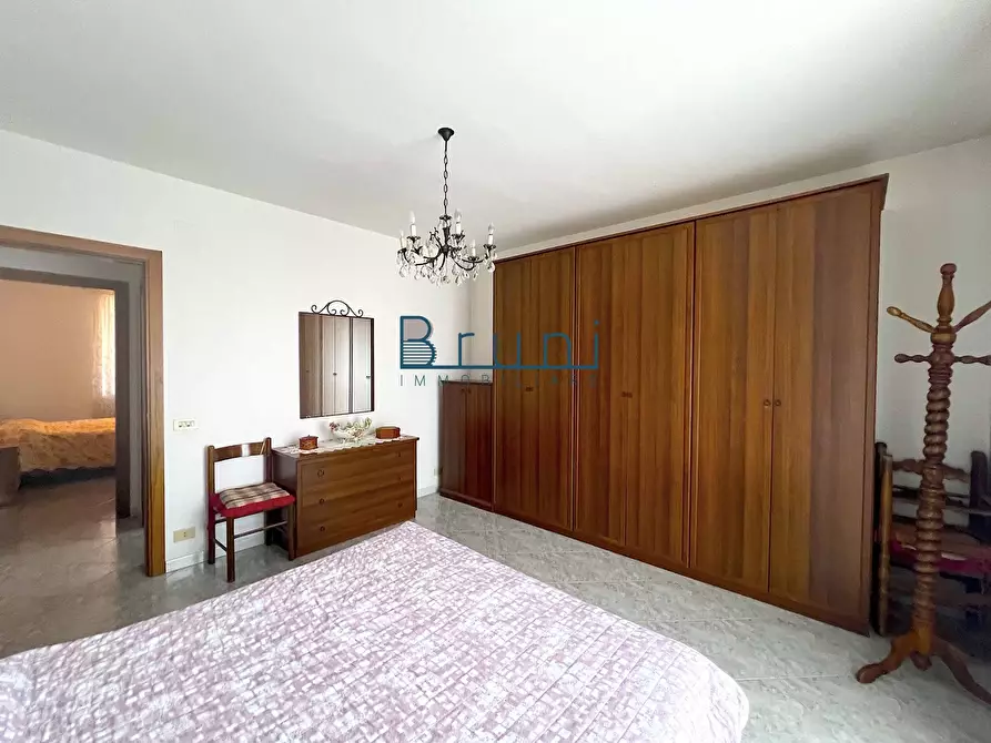 Immagine 9 di Appartamento in vendita  a Grottammare