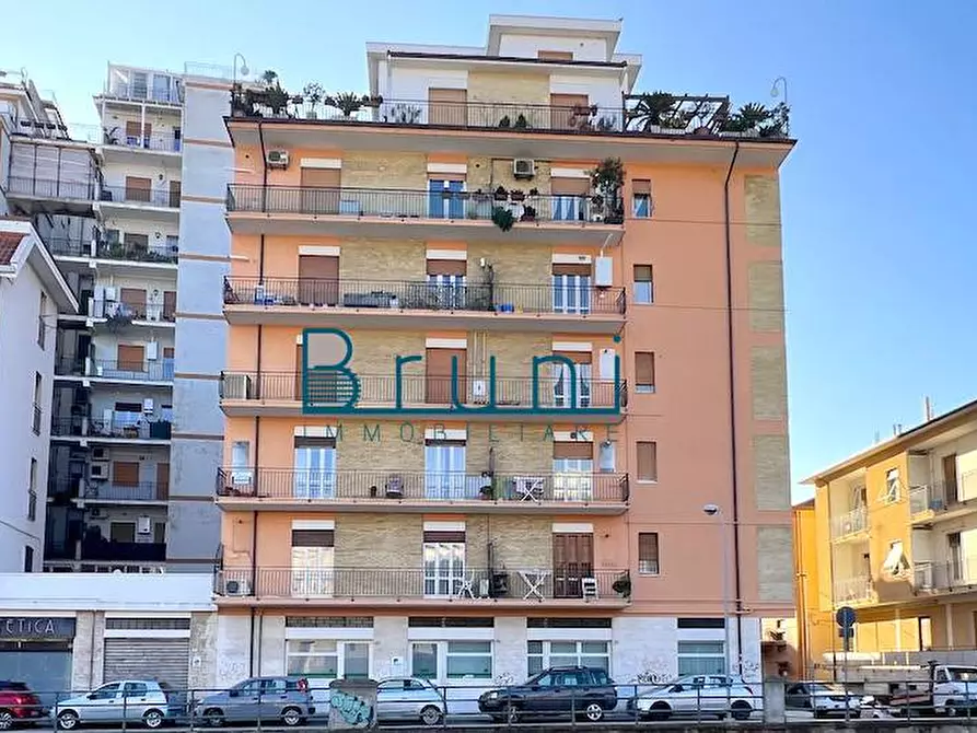 Immagine 19 di Appartamento in vendita  in Montello 58 a San Benedetto Del Tronto