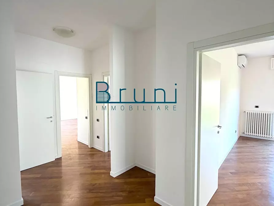 Immagine 10 di Appartamento in vendita  in Via Piemonte a San Benedetto Del Tronto