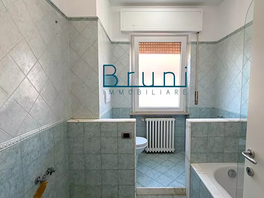 Immagine 19 di Appartamento in vendita  in Via Piemonte a San Benedetto Del Tronto