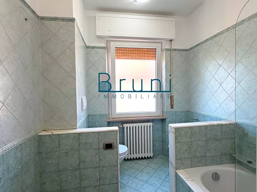 Immagine 20 di Appartamento in vendita  in Via Piemonte a San Benedetto Del Tronto