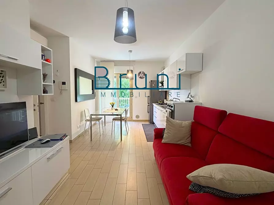 Immagine 2 di Appartamento in vendita  in Via Augusto Murri a San Benedetto Del Tronto
