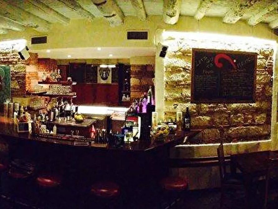 Immagine 4 di Bar / Ristorante in vendita  in Lungadige Re Teodorico 1 a Verona