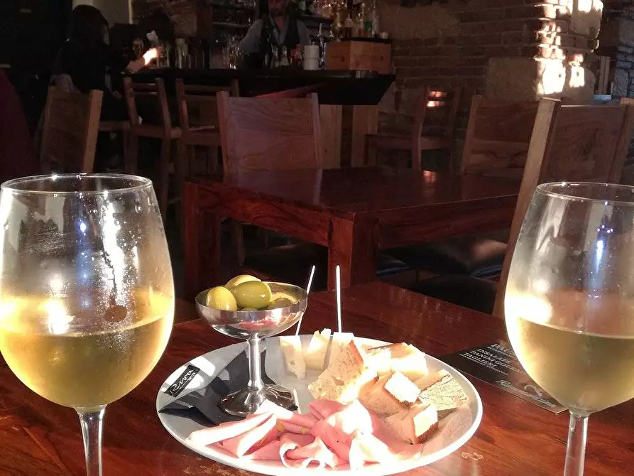 Immagine 11 di Bar / Ristorante in vendita  in Lungadige Re Teodorico 1 a Verona