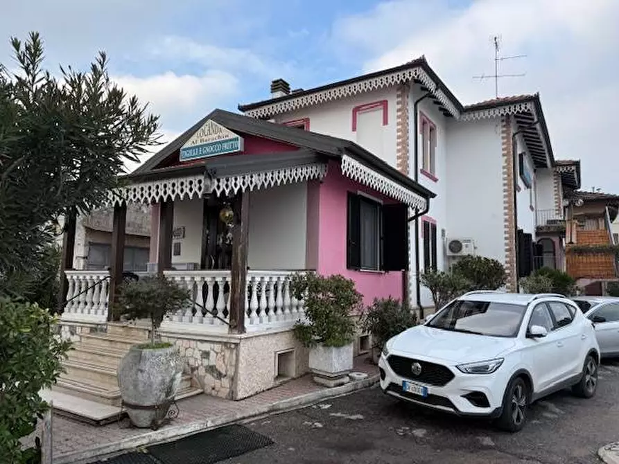 Immagine 9 di Attività commerciale in vendita  a Ostiglia