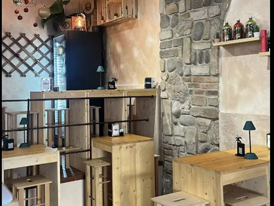 Immagine 1 di Bar / Ristorante in vendita  in corso vittorio emanuele 60 a Villafranca Di Verona