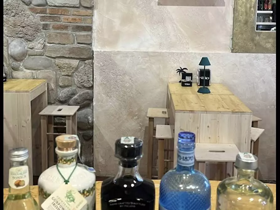 Immagine 3 di Bar / Ristorante in vendita  in corso vittorio emanuele 60 a Villafranca Di Verona