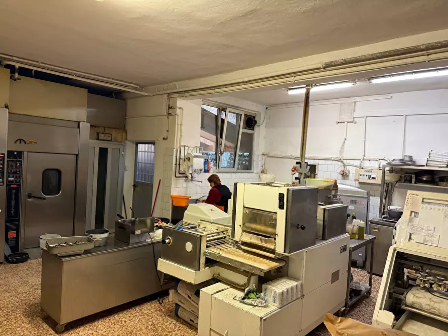 Immagine 19 di Bar / Ristorante in vendita  a Verona