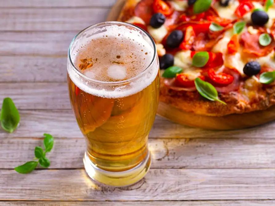 Immagine 1 di Bar / Ristorante in affitto  in via roma 5 a Ostiglia