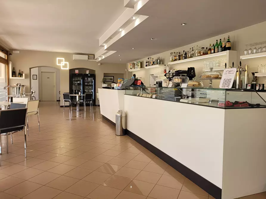 Immagine 2 di Bar / Ristorante in vendita  in via roma 5 a Roncoferraro