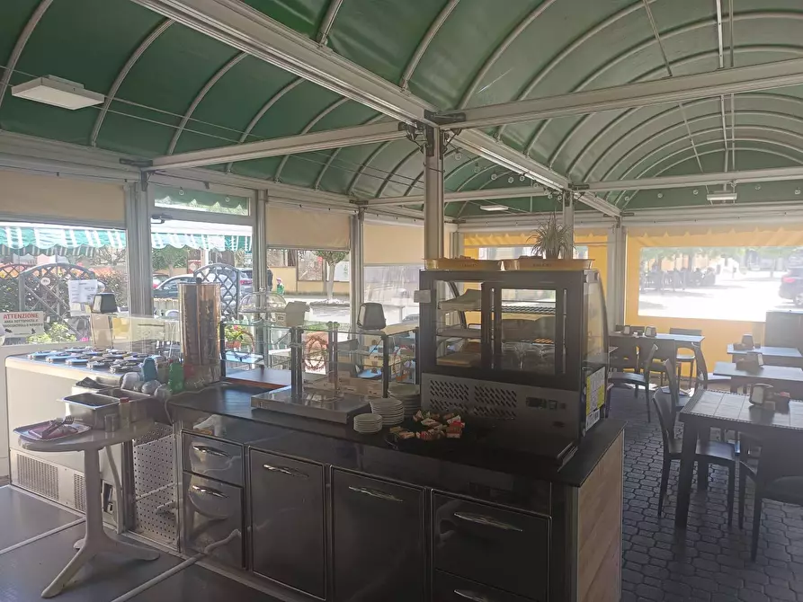 Immagine 5 di Locale commerciale in vendita  in via roma 5 a Pegognaga