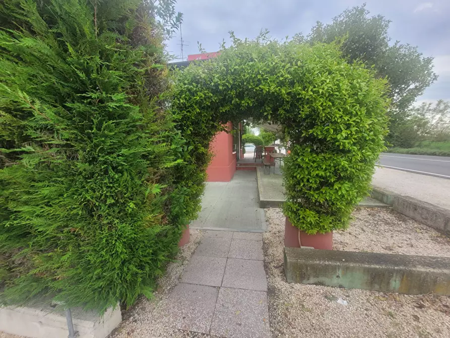Immagine 7 di Bar / Ristorante in affitto  in via roma 2 a Castel D'ario