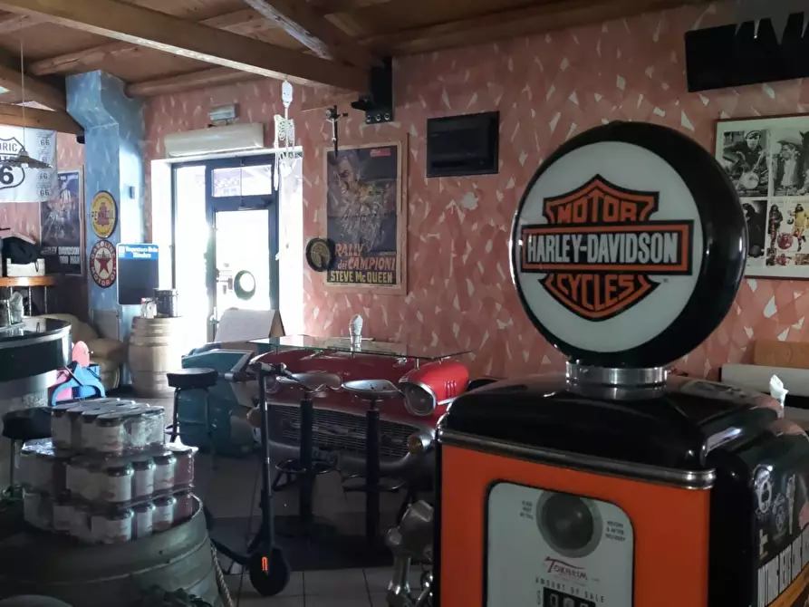 Immagine 3 di Bar / Ristorante in vendita  in via roma 5 a Borgocarbonara