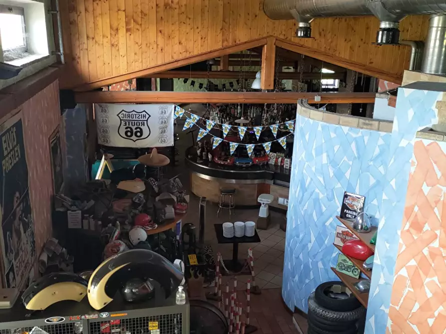 Immagine 7 di Bar / Ristorante in vendita  in via roma 5 a Borgocarbonara