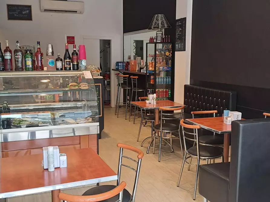 Immagine 3 di Bar / Ristorante in vendita  a Verona