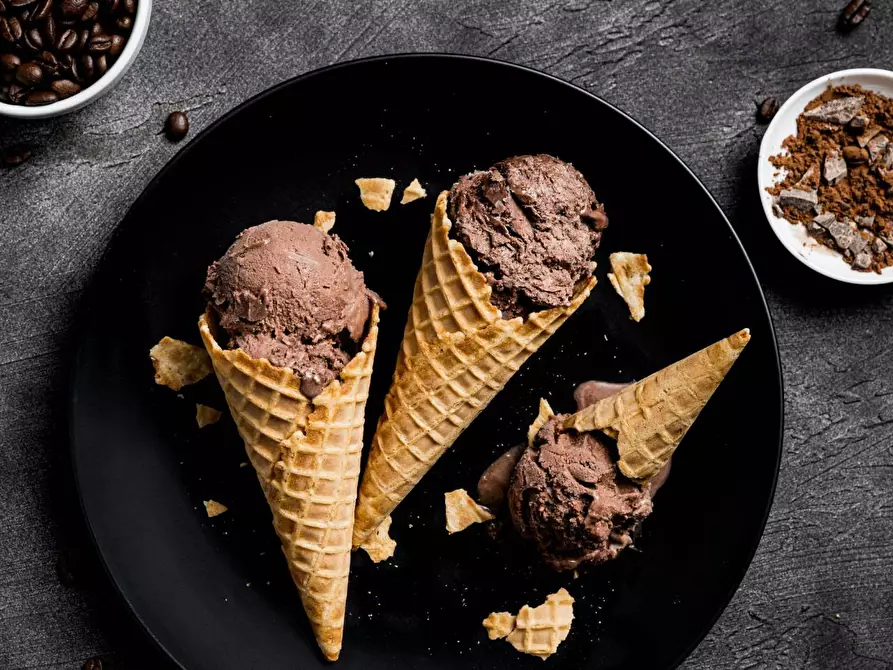 Immagine 4 di Locale commerciale in vendita  a Verona